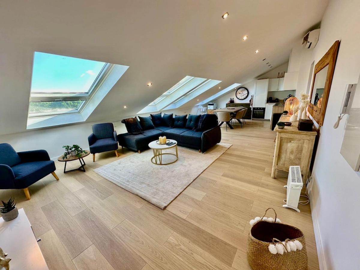 Gorgeous 2 Bedrooms Brand New Sea View Appartement Antibes